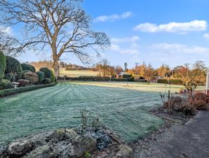 Photo 22- click for photo gallery